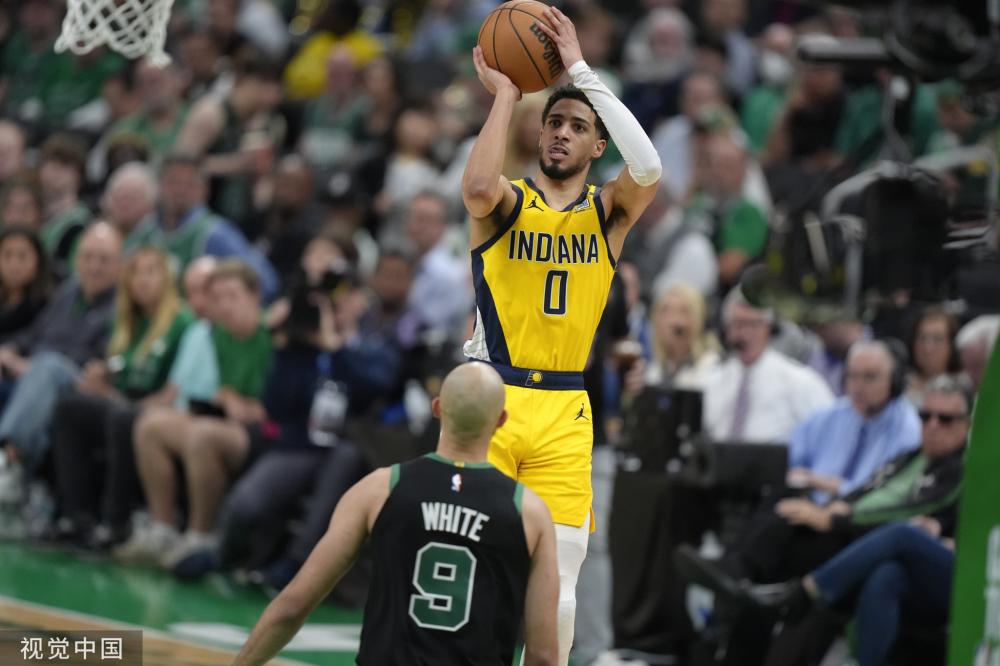 守与出球任 守与出球任